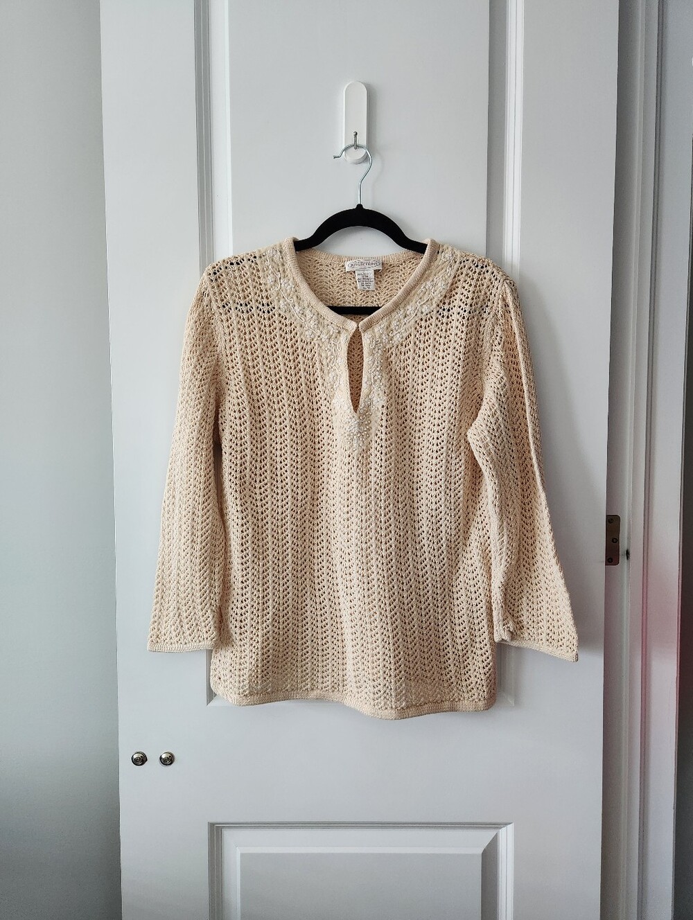 NORTHERN REFLECTIONS Cream Floral Embroidered Open-Knit V-Neck Sweater Top